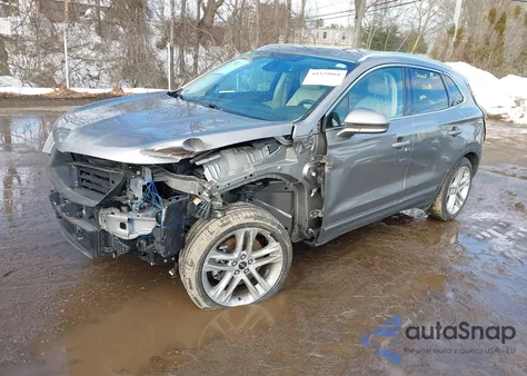 2016 Lincoln Mkc Reserve z USA, uszkodzony, nr VIN 5LMCJ3D9XGUJ05421